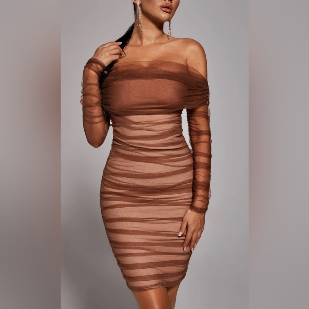 Catwalk connection Brown Off-Shoulder Dress